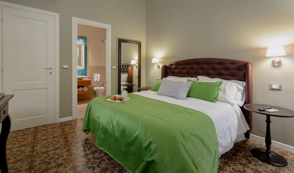 Hotel Moderno Trapani Kültér fotó