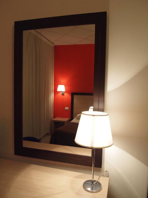 Hotel Moderno Trapani Kültér fotó